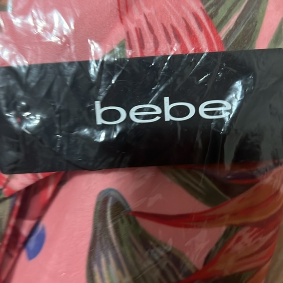 NWT Bebe Tropical Print halter dress - Picture 4 of 4